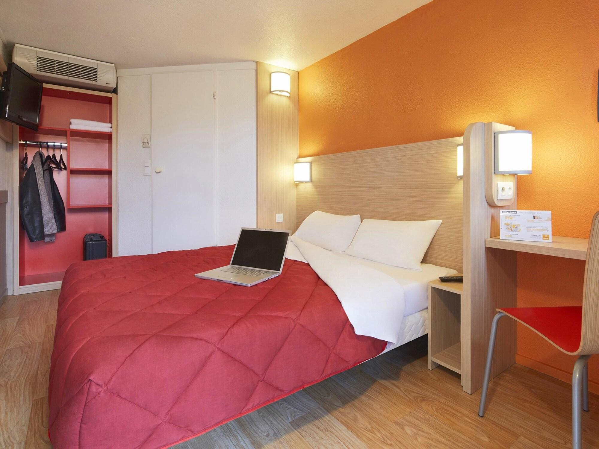 Фото Premiere Classe Boissy Saint Leger