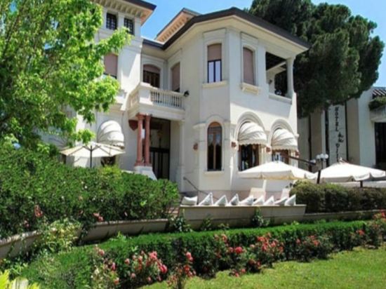 Фото Hotel De la Ville