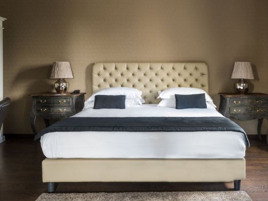 Фото Th Roma - Carpegna Palace