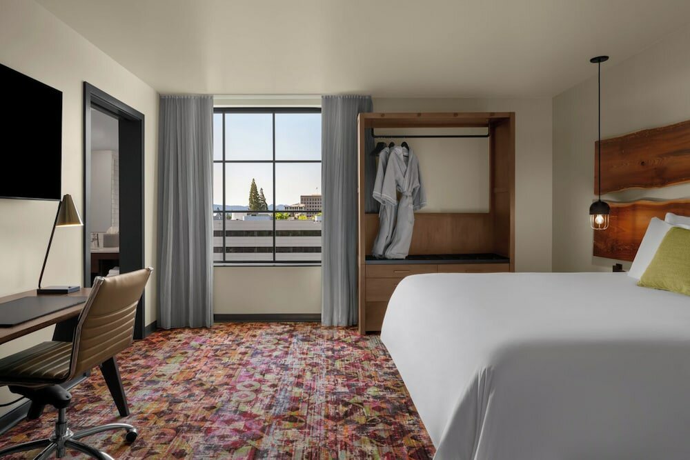 Фото The Gordon Hotel