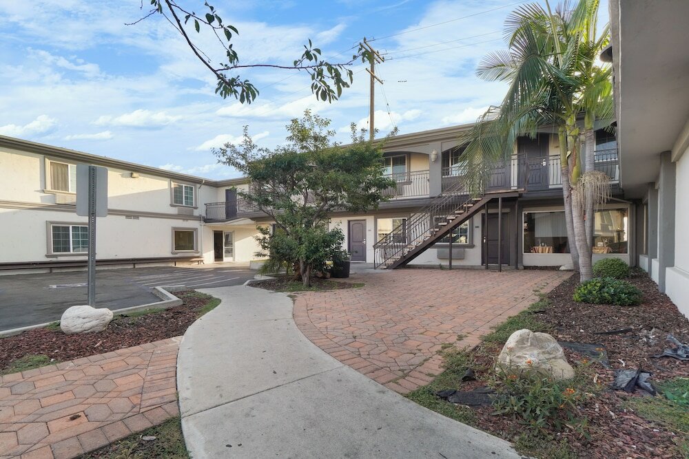 Фото Santa Fe Inn Los Angeles