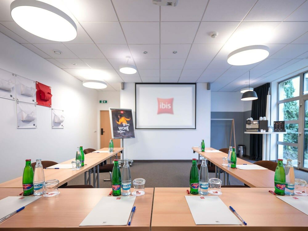 Фото Ibis Praha Wenceslas Square Hotel