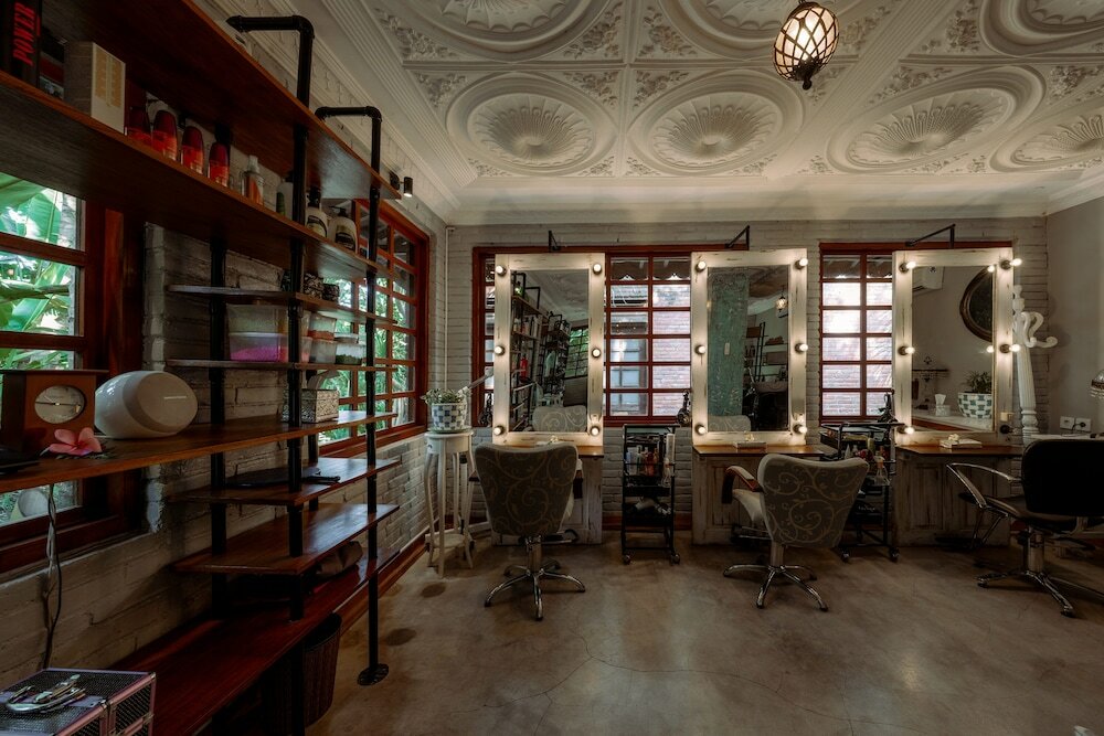 Фото Hotel Komune and Beach Club Bali