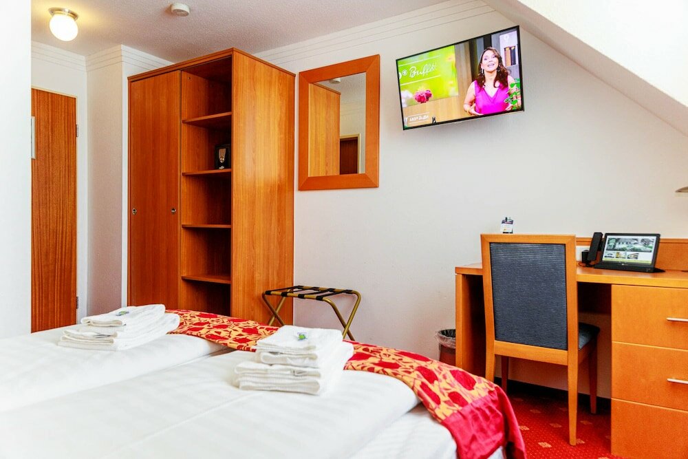 Фото Bodensee-Hotel Kreuz