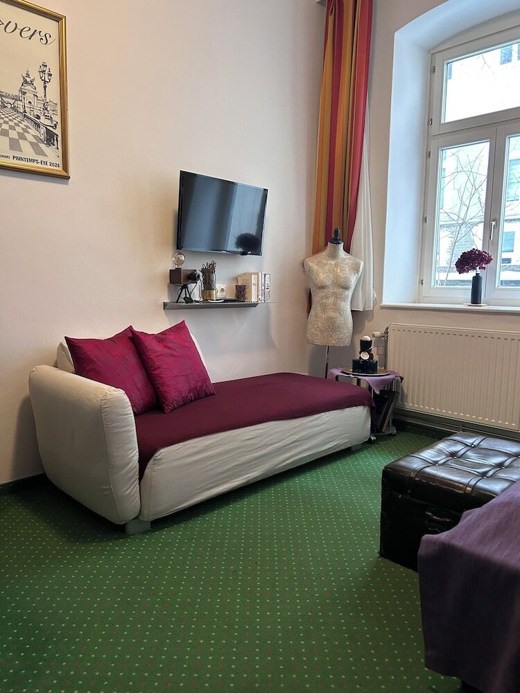 Фото Pension Stadthalle