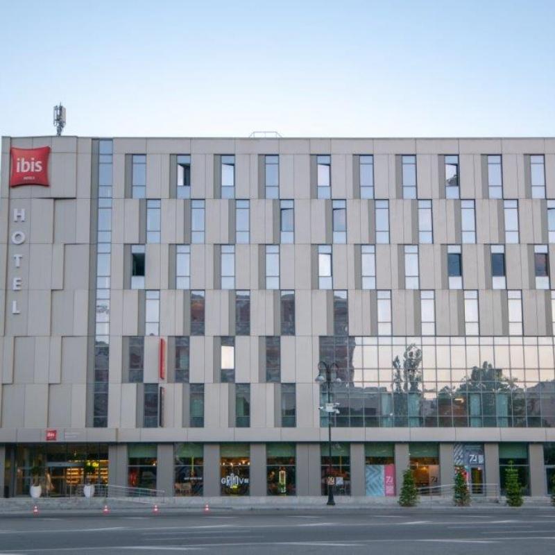 Фото Ibis Baku City