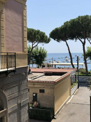 Гостиница Al Raggio Di Sole In Costiera в Майори