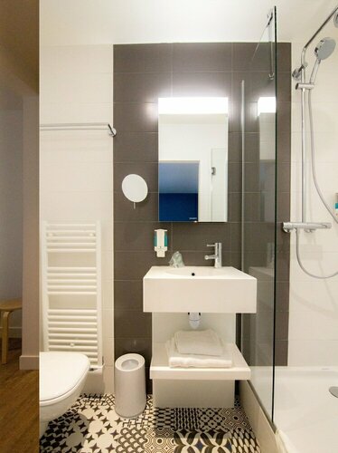 Гостиница Hôtel La Régence в Курбевуа