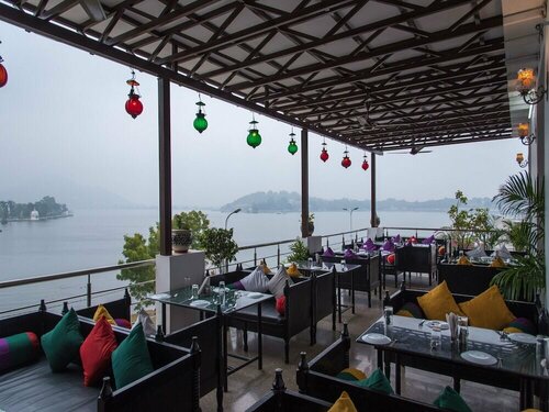 Гостиница Oyo 11716 Hotel Everest в Удайпуре