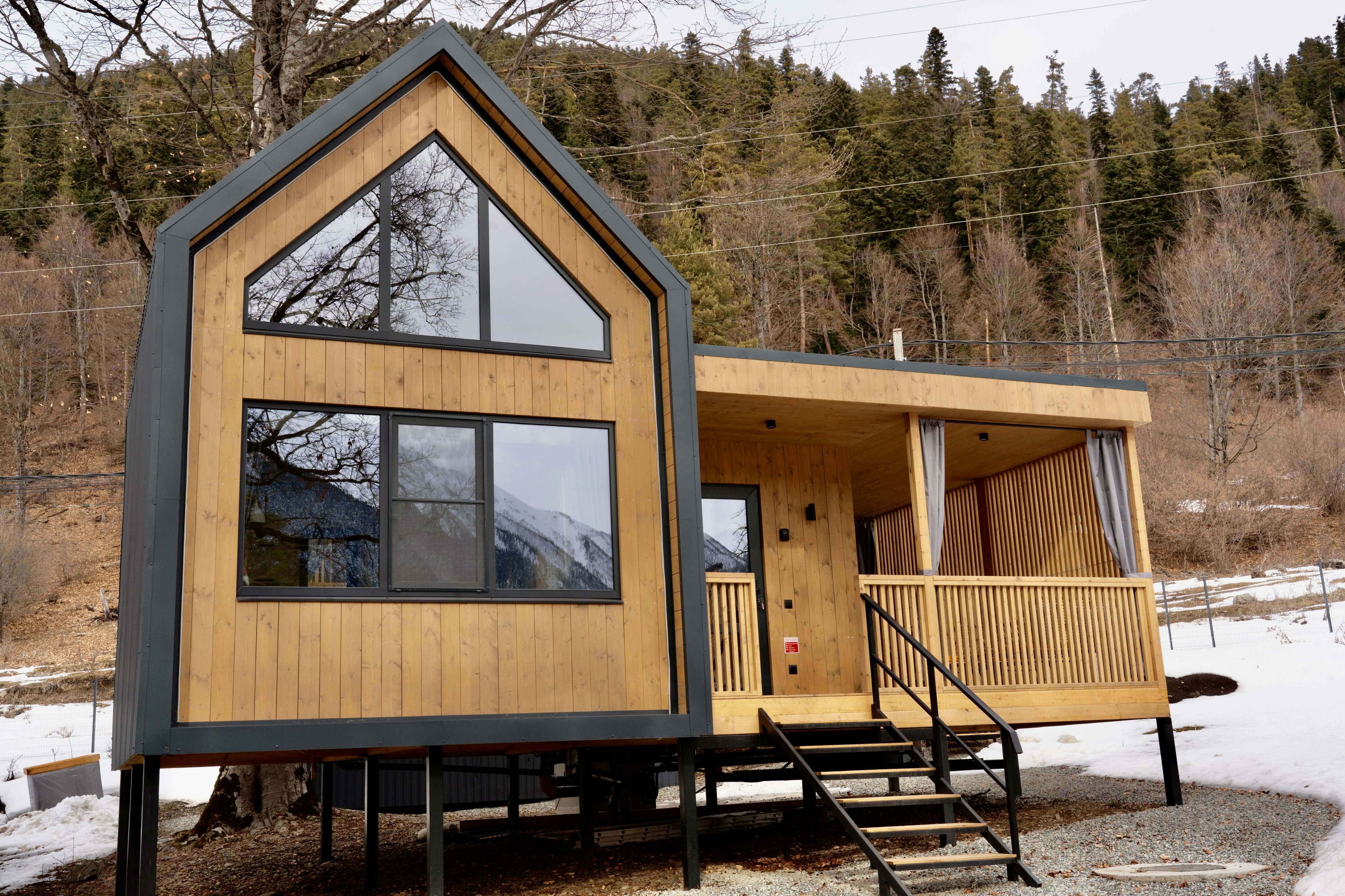 Фото Hugge в горах