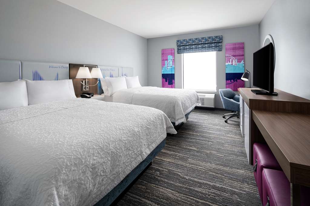 Фото Hampton Inn & Suites Bridgeview Chicago