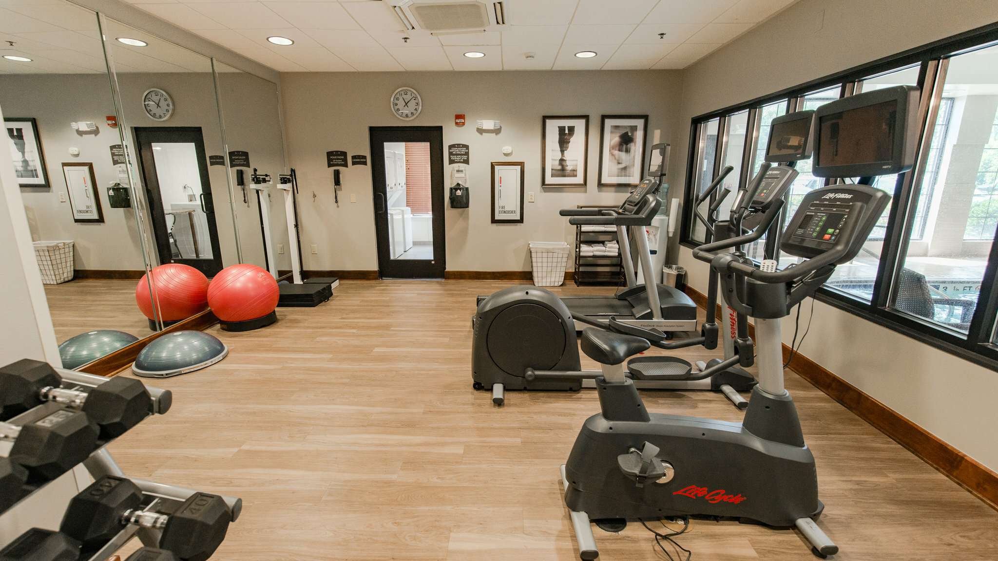 Фото Staybridge Suites Wilmington