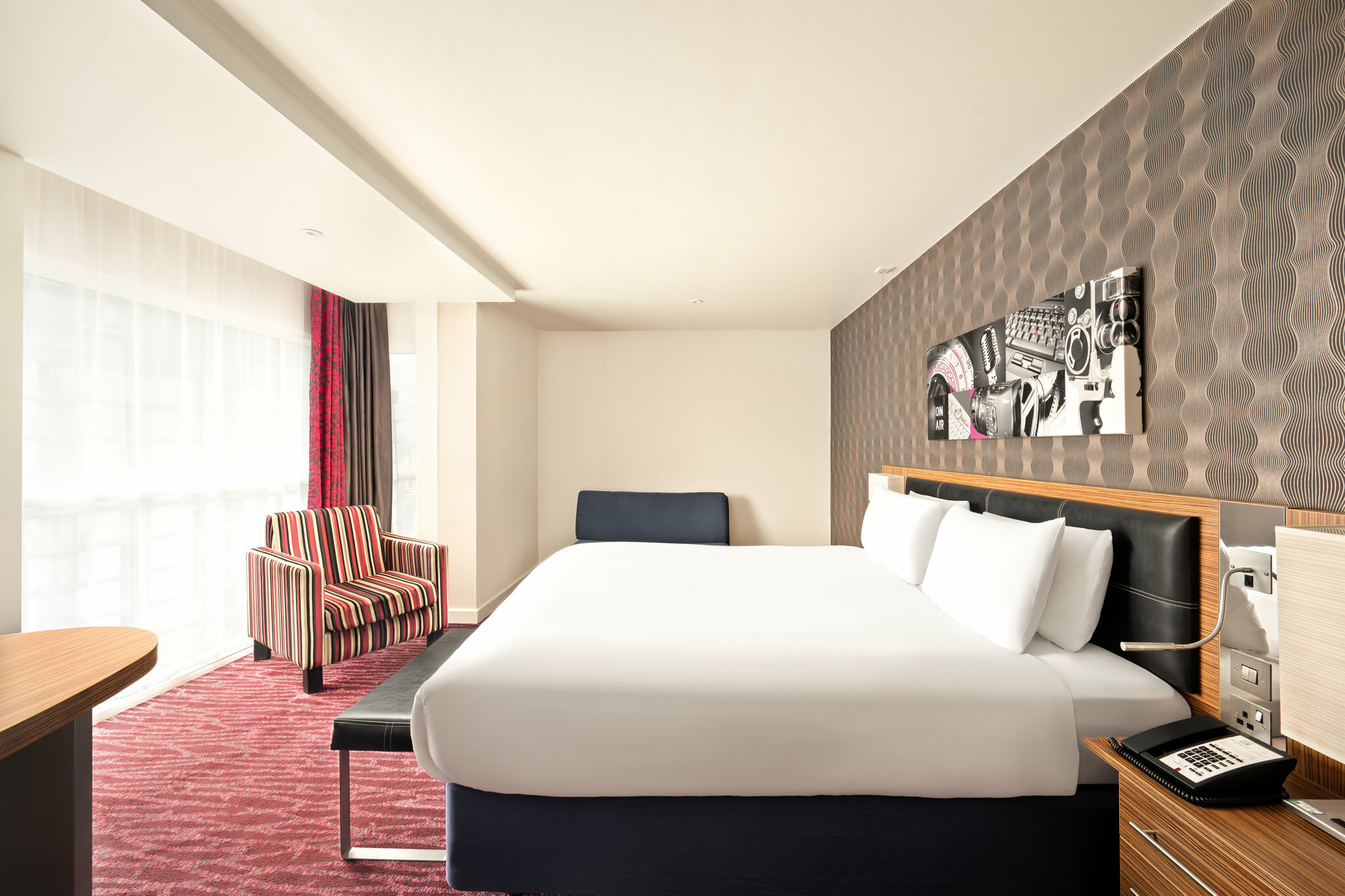 Фото Holiday Inn Manchester - MediaCityUK