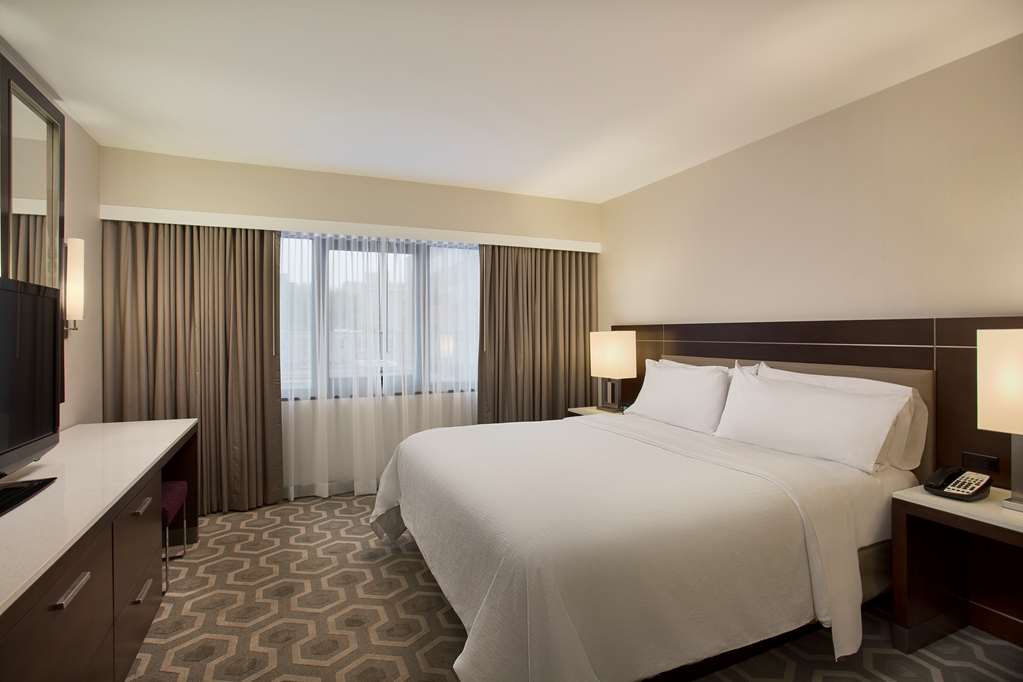 Фото Embassy Suites by Hilton Washington Dc Georgetown