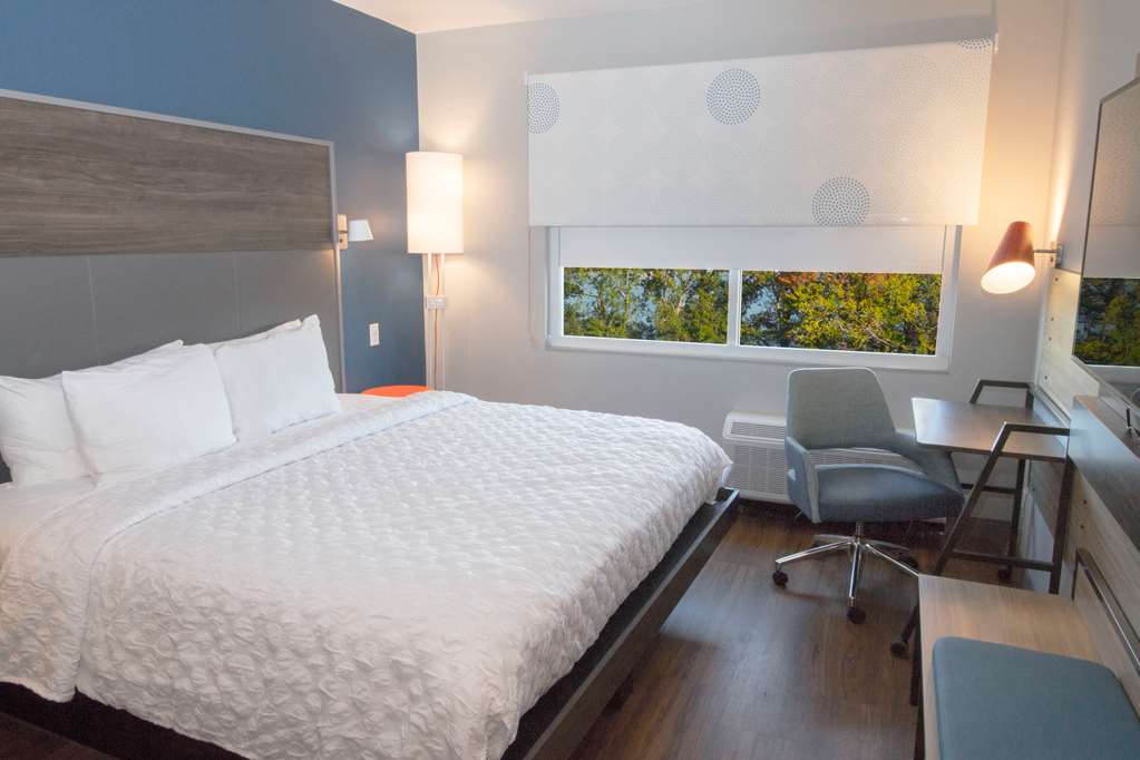 Фото Tru by Hilton Norfolk Airport