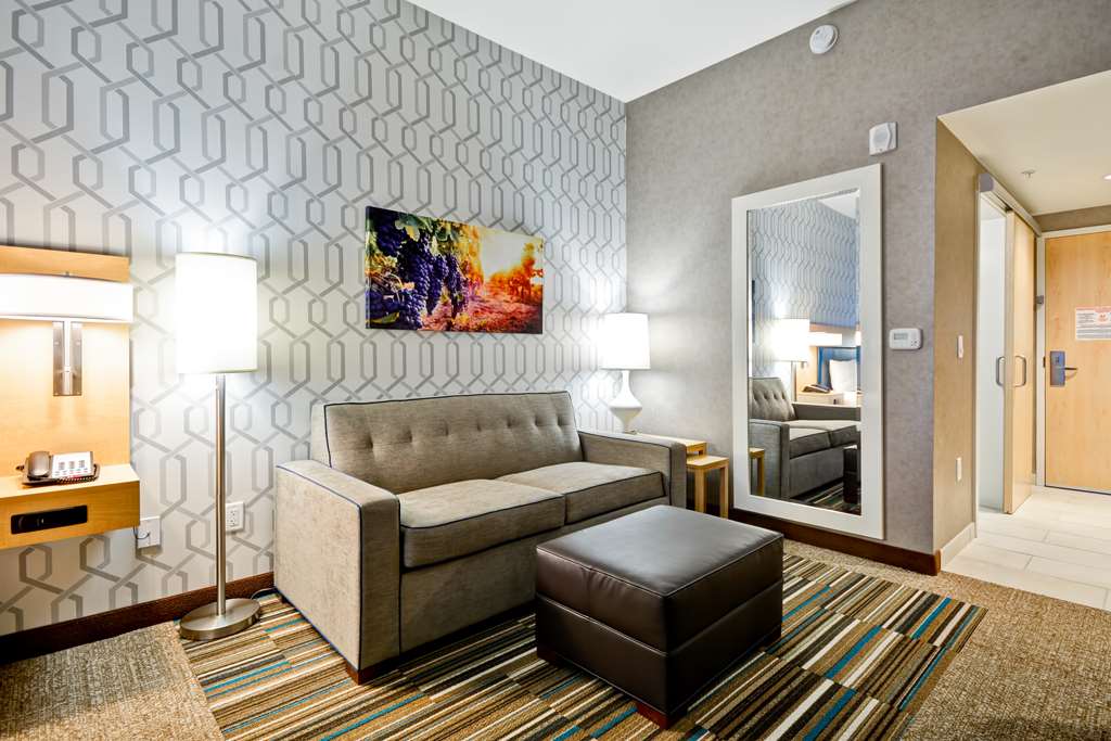 Фото Home2 Suites by Hilton Livermore