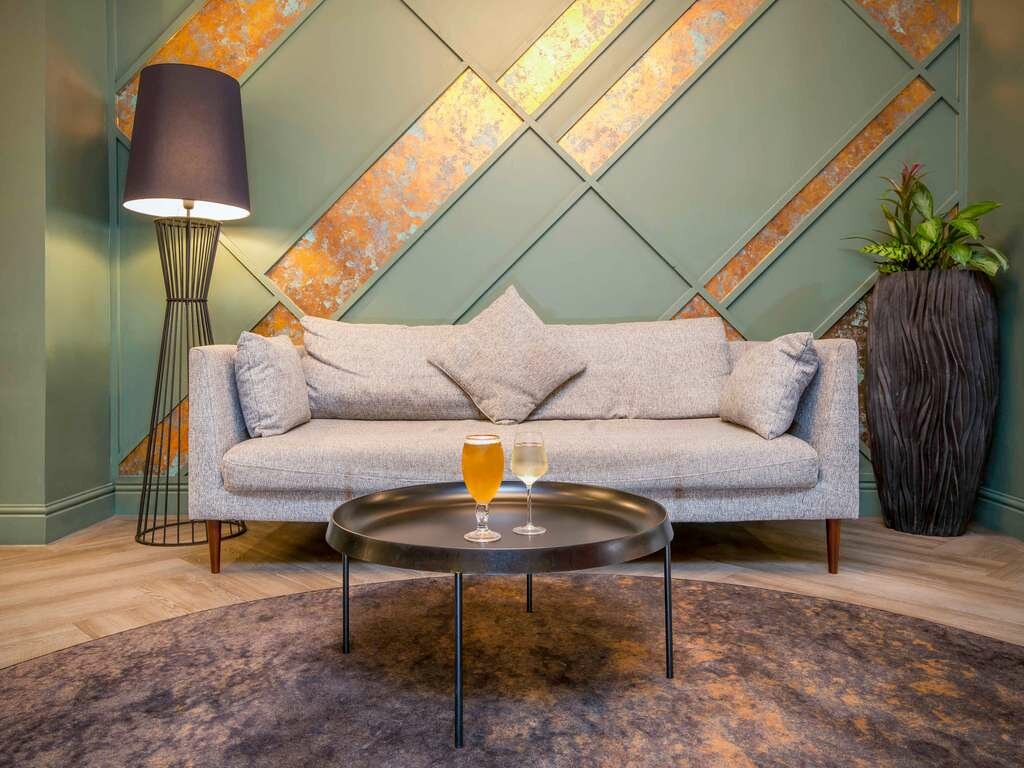 Фото Mercure Cardiff North Hotel