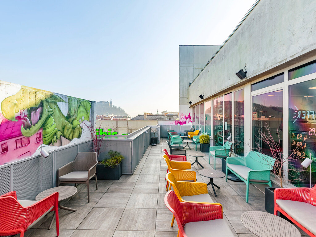 Фото Ibis Styles Ljubljana The Fuzzy Log