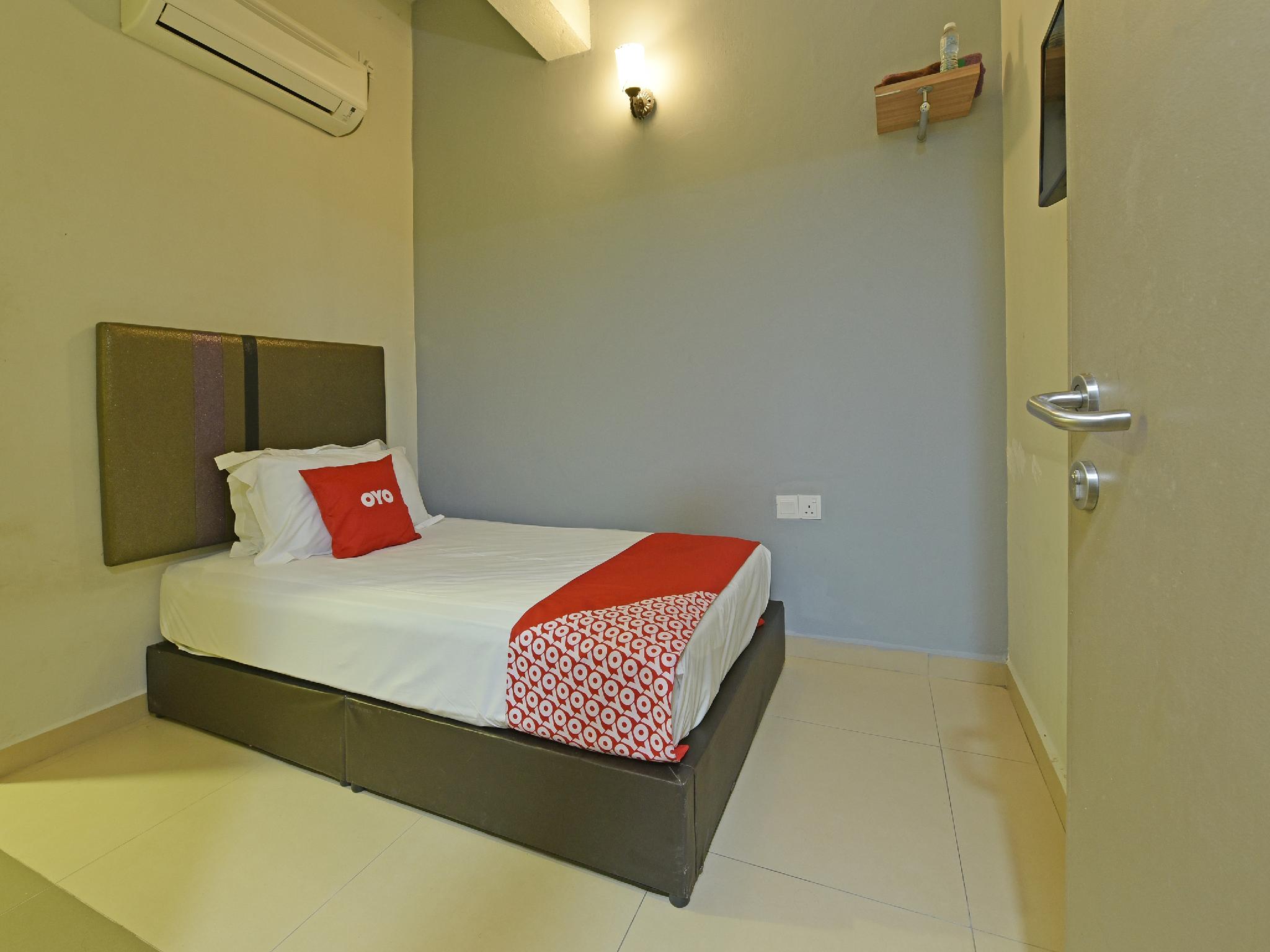 Фото Oyo 90553 Hotel 24 Seven