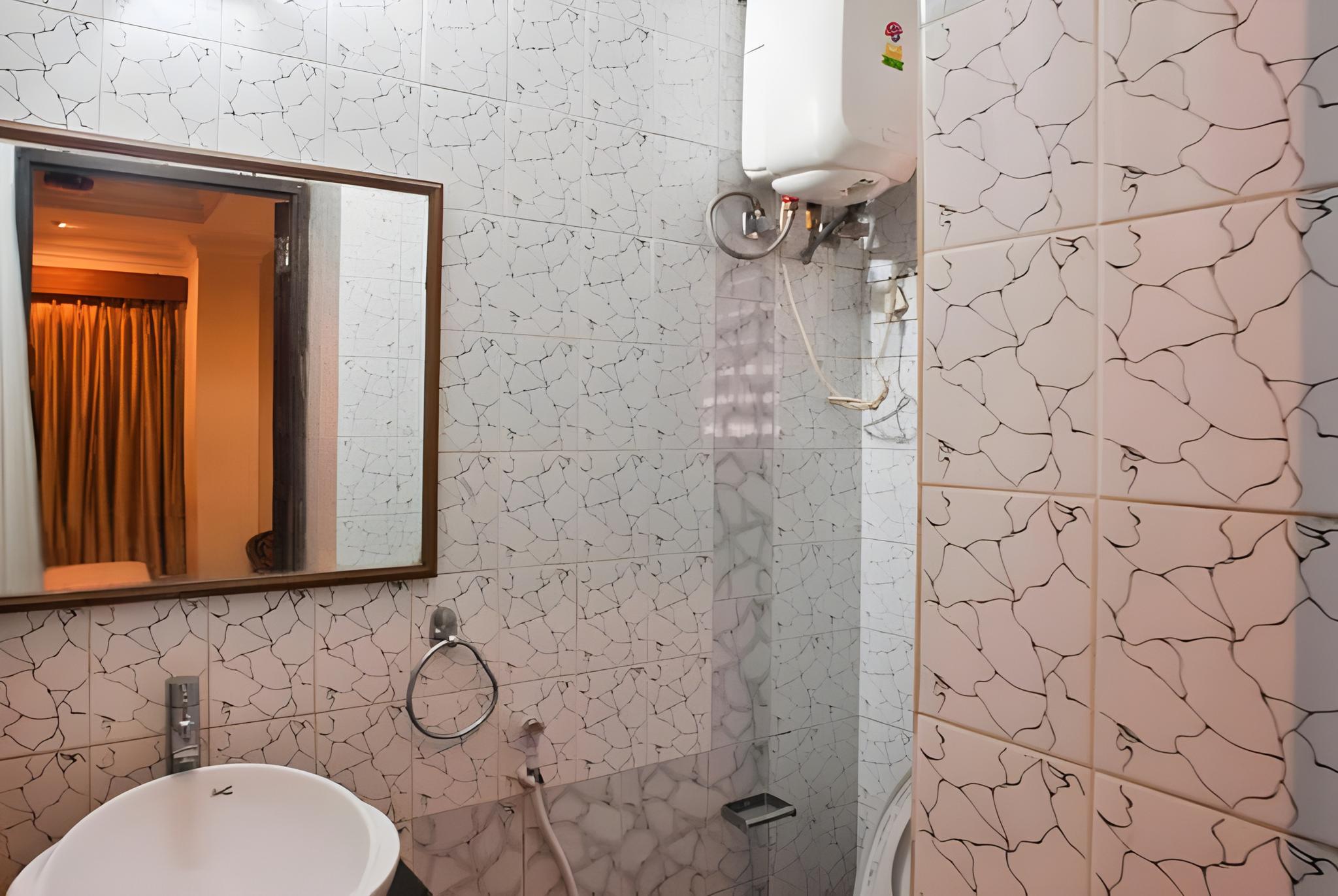 Фото Hotel Gulshan International