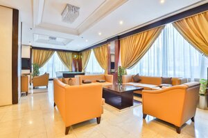 Landmark Summit Hotel (34B Street, Al Muraqqabat, Deira, Dubai), hotel