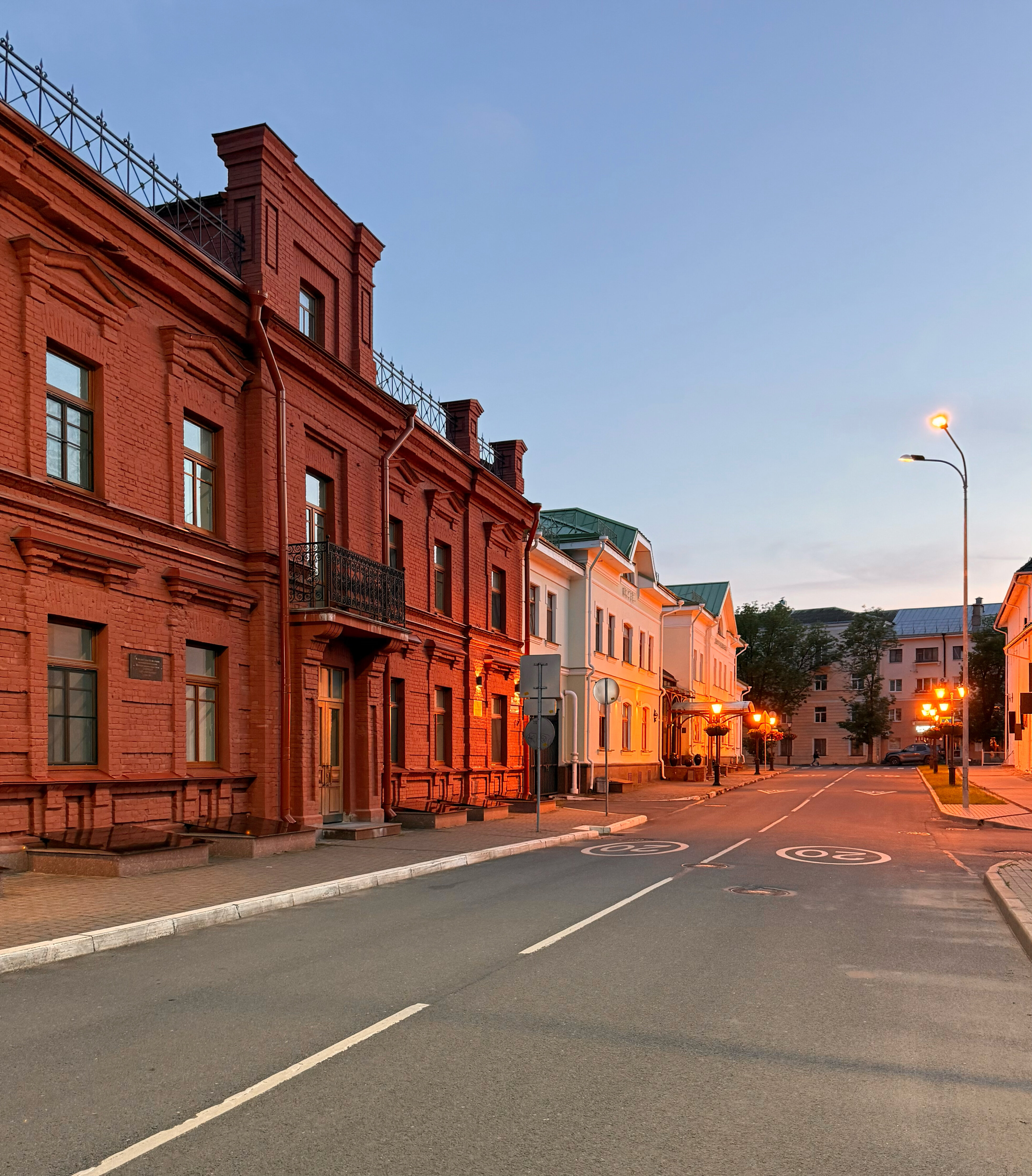 Фото Двор Подзноева, студии и апартаменты