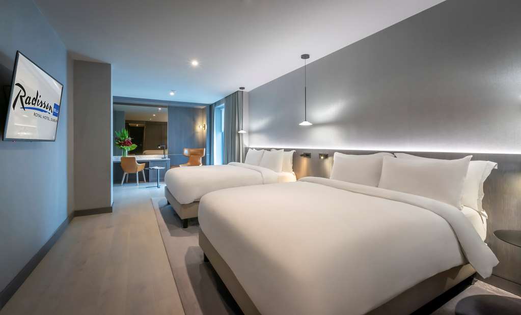 Фото Radisson Blu Royal Hotel, Dublin