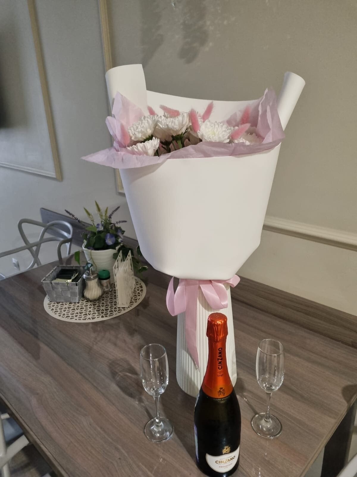 Фото Up art old city