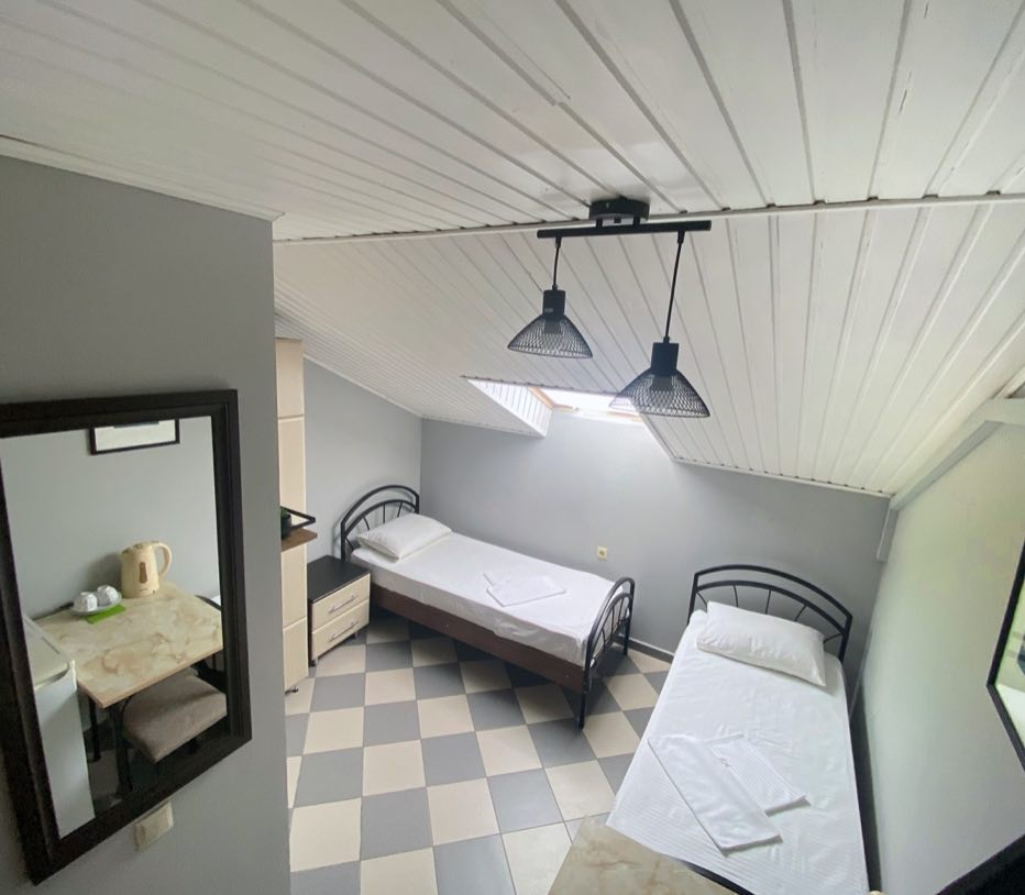 Фото Домик у реки