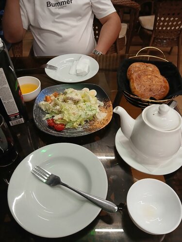 Ikki kishi sikishmoqda (foto)