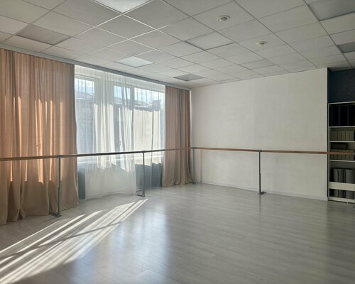 Dans okulları Clio, Novosibirsk, foto