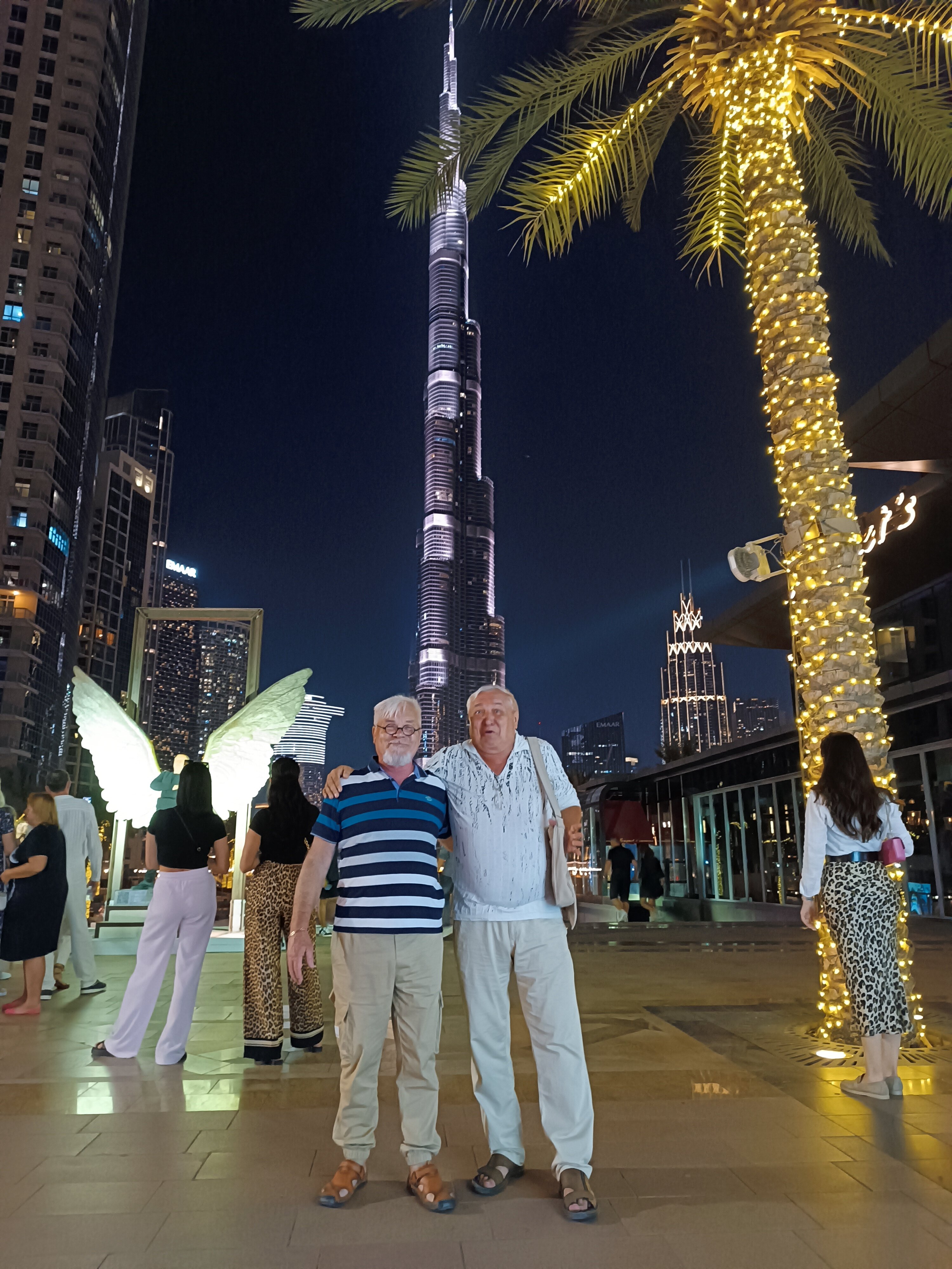 Фото Holiday Inn Express Dubai Jumeirah