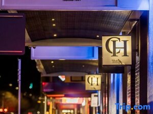 Гостиница The Cambridge Hotel