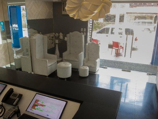 Фото Pillows Hotel