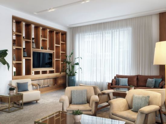 Фото The Chedi Lustica Bay