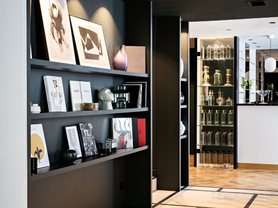 Фото Holiday Inn Paris Elysees