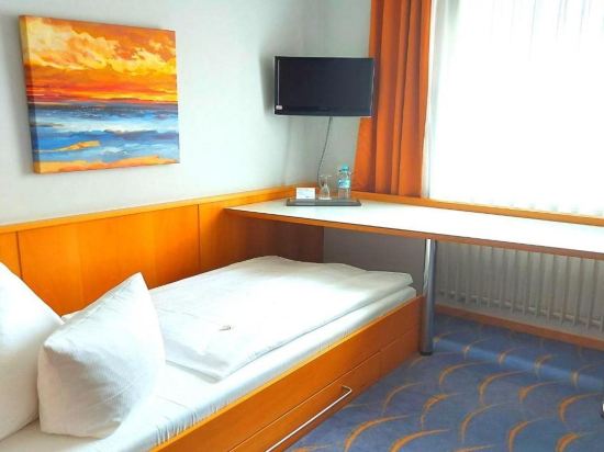 Фото 143120973296