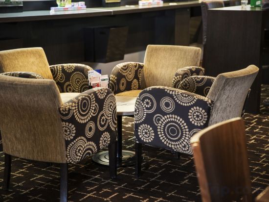 Фото Melton Hotel