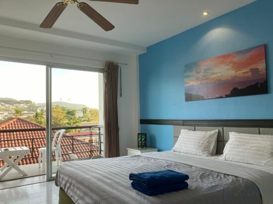 Hotel Lovely Rest, Phuket Province, photo