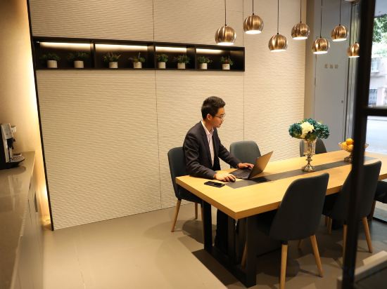 Фото Homeinn Selected Hotel