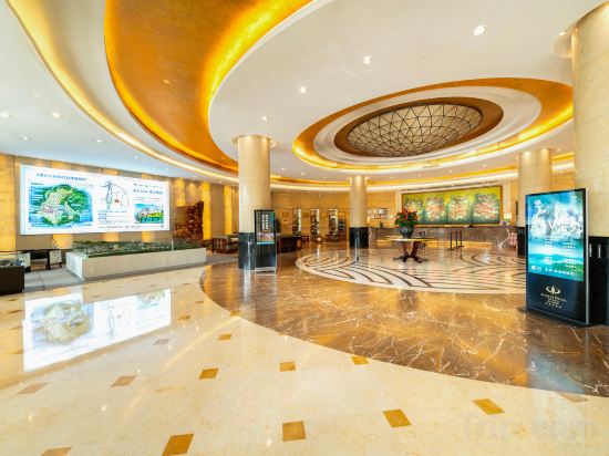 Фото Chongqing Carlton Hotel