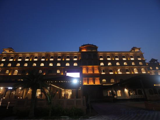 Фото Regenta Central City Vilas Palace Ambala