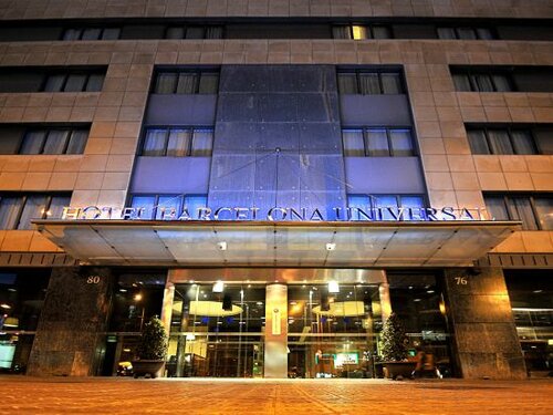 Гостиница Hotel Barcelona Universal в Каталонии