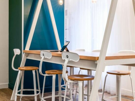 Фото Ibis Styles Asnières Centre