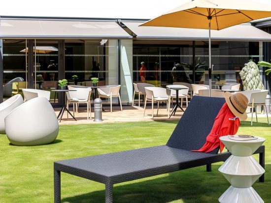 Фото Les Jardins de Saint-Cloud