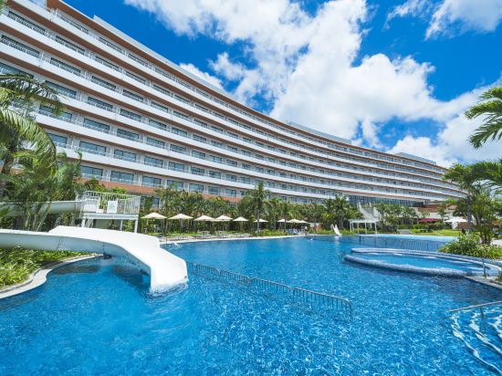 Фото DoubleTree by Hilton Okinawa Chatan Resort
