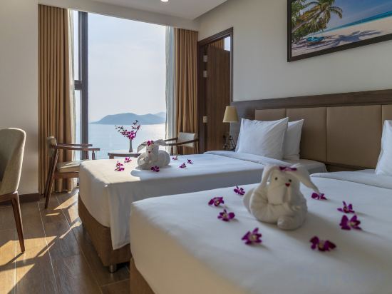 Фото Miracle Luxury Hotel