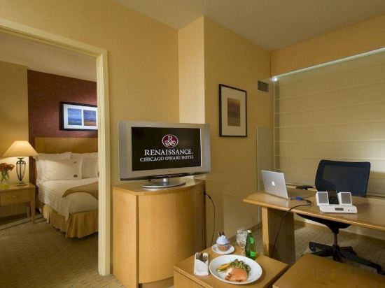 Фото Renaissance Chicago O'Hare Suites Hotel