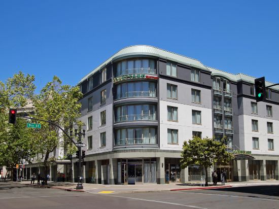 Фото Courtyard by Marriott Oakland Downtown