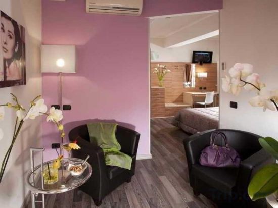 Фото Hotel Domidea